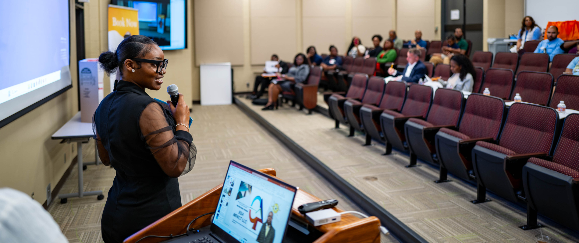 Chy’Nai Jones-Hill presents her business idea for a mobile nail salon at the MCC FastTrac student pitch competition.